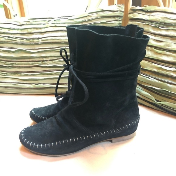 Steve Madden Lace Up Moccasin Boots Black Size 6 - Picture 2 of 9